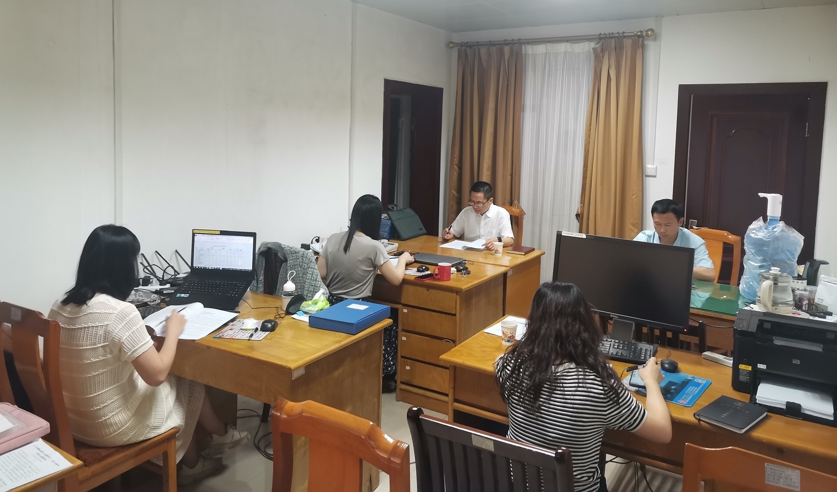 柳州市审计局主要领导赴审计现场调研指导审计工作
