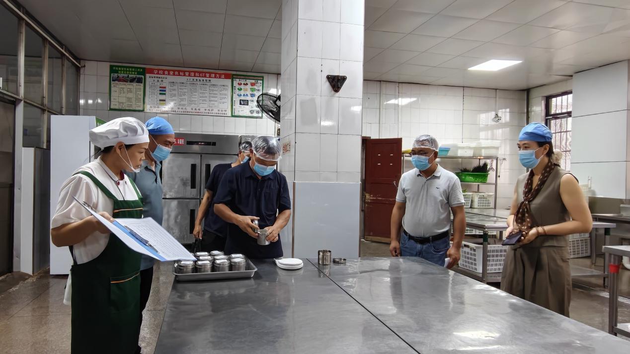 融水县审计局：关注中小学校园餐及膳食经费管理情况