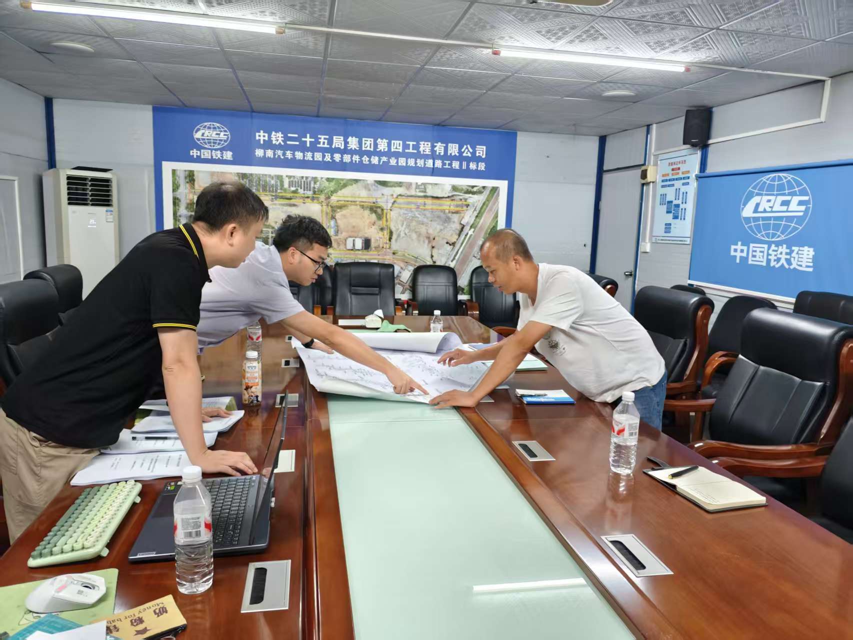 市审计局积极关注河流治理工程项目建设情况